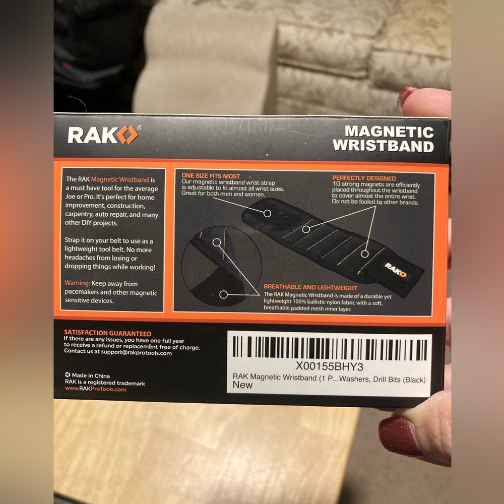 RAK Magnetic Wristband for Holding Screws Nails and Drill Bits for Men - Picture 2 of 5